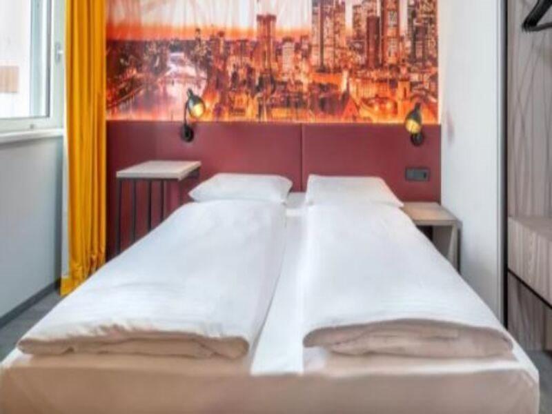 Отель Campanile Frankfurt Offenbach Экстерьер фото