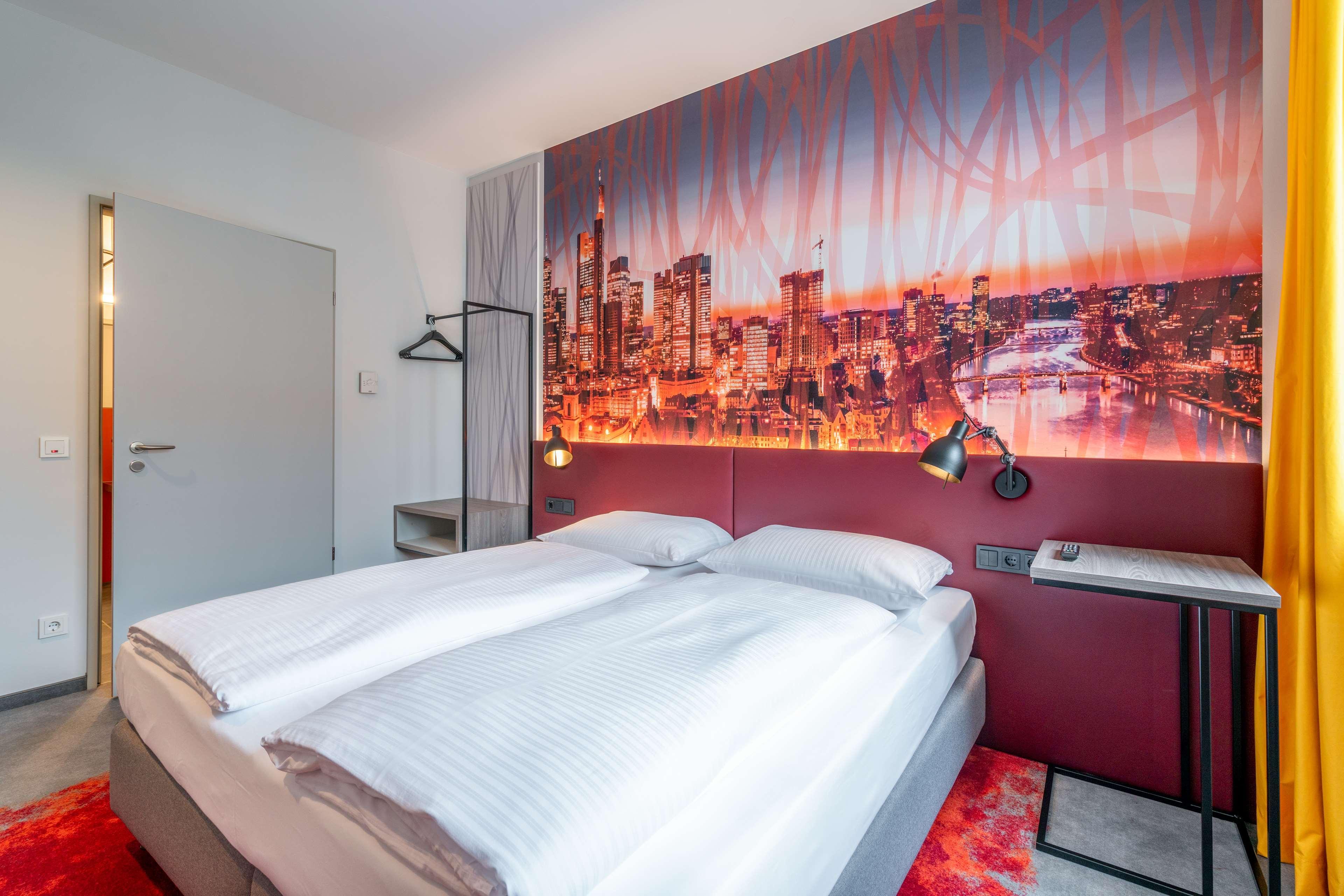 Отель Campanile Frankfurt Offenbach Экстерьер фото